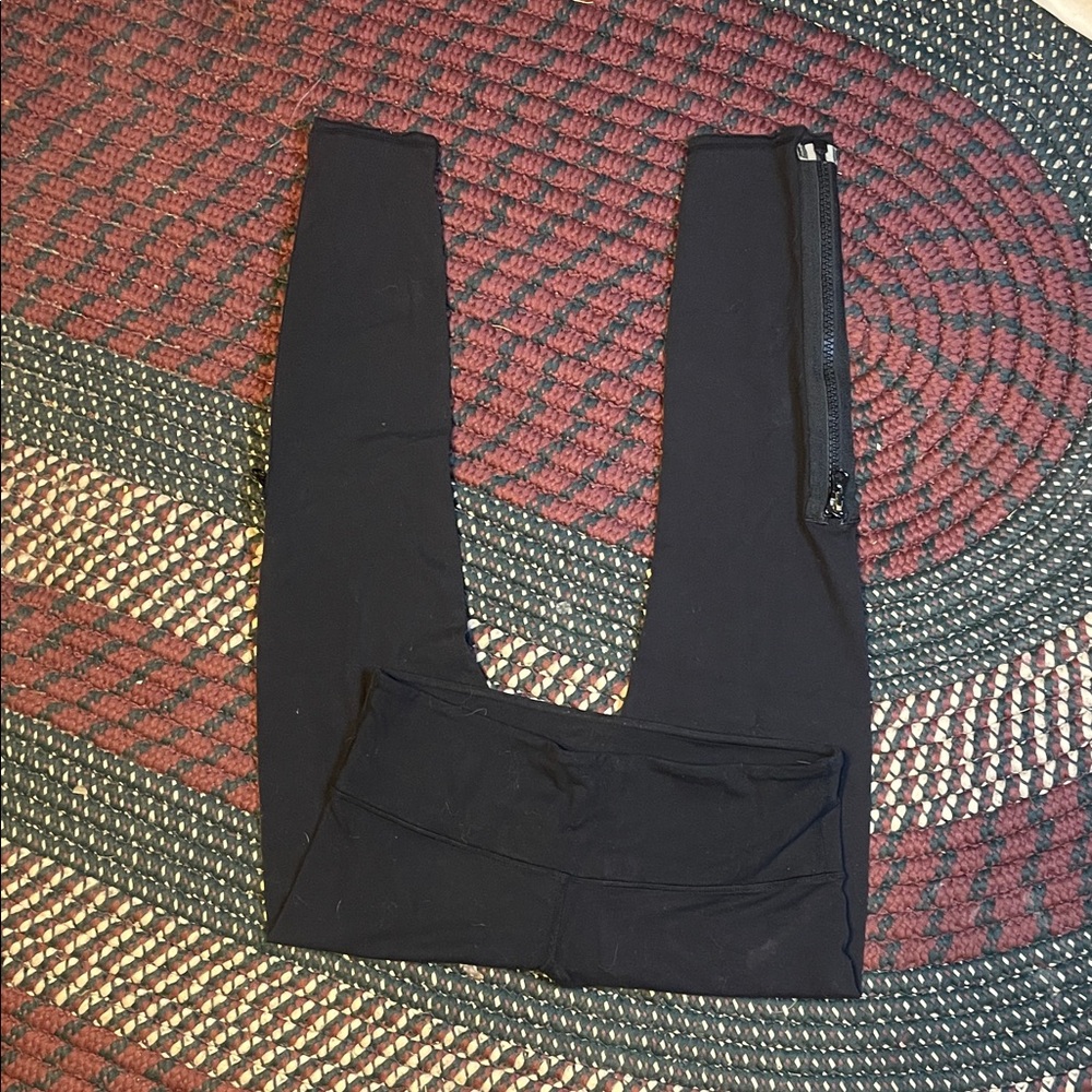 Lululemon Black Zipper Legging Size‎ 6